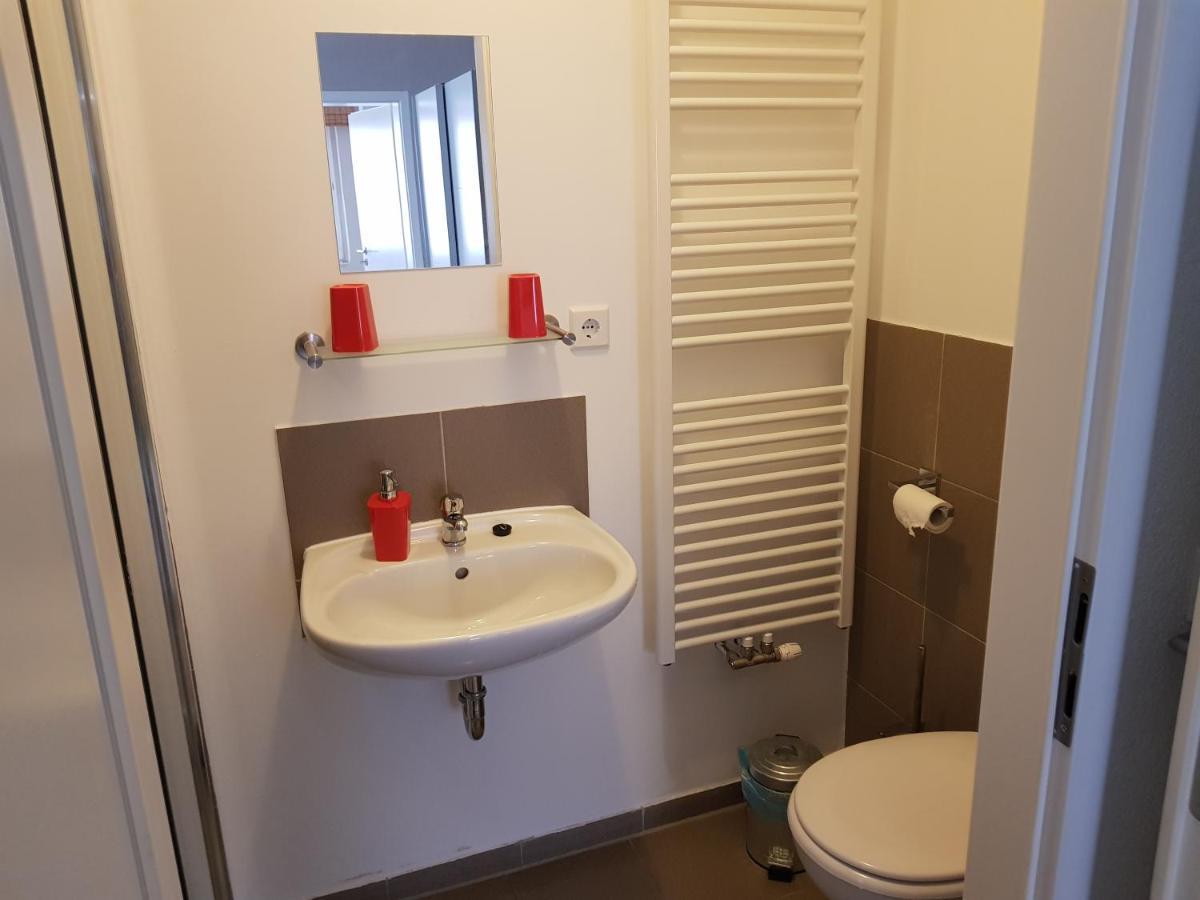 Bed And Breakfast Zeulenroda Bagian luar foto